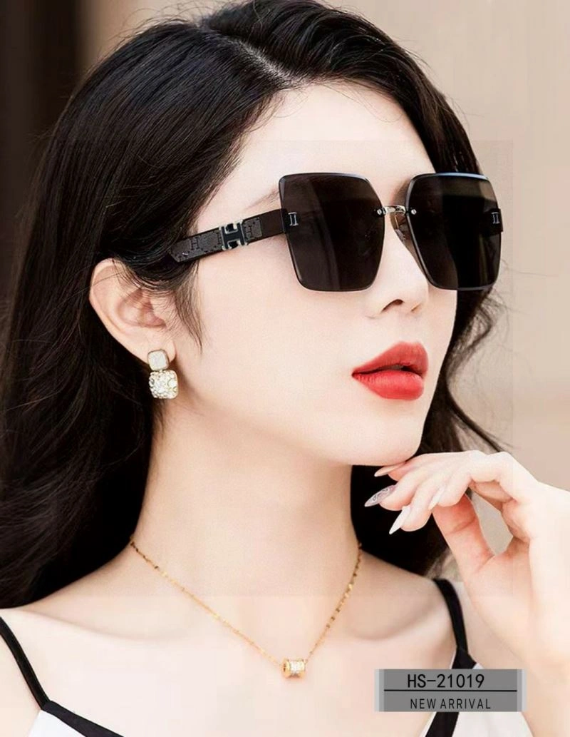 Unisex Hermes Sunglasses 280186