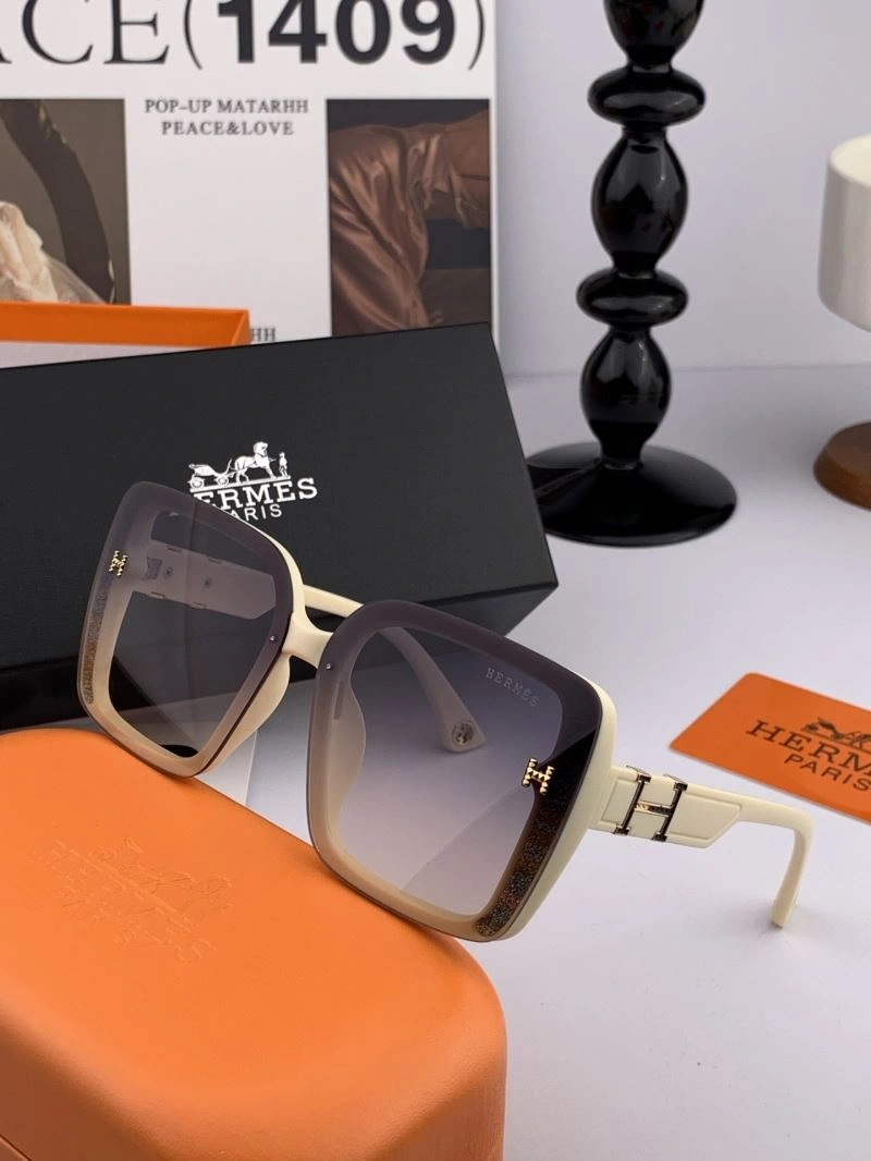 Hermes Sunglasses Casual 280201