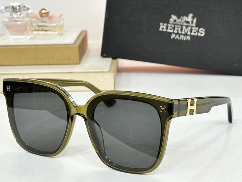 Hermes Sunglasses Casual 280223