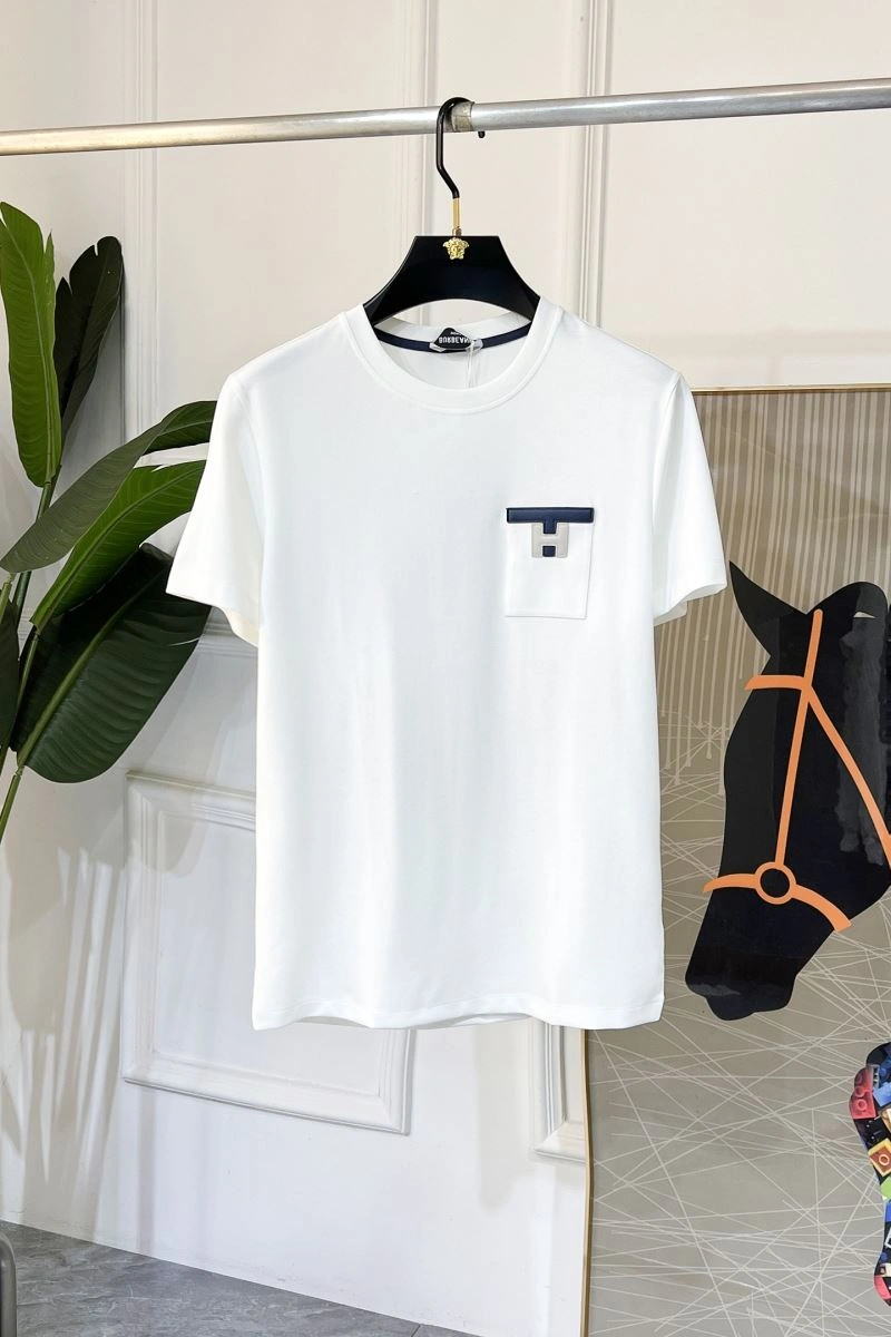 Versatile Hermes T-Shirts 129683
