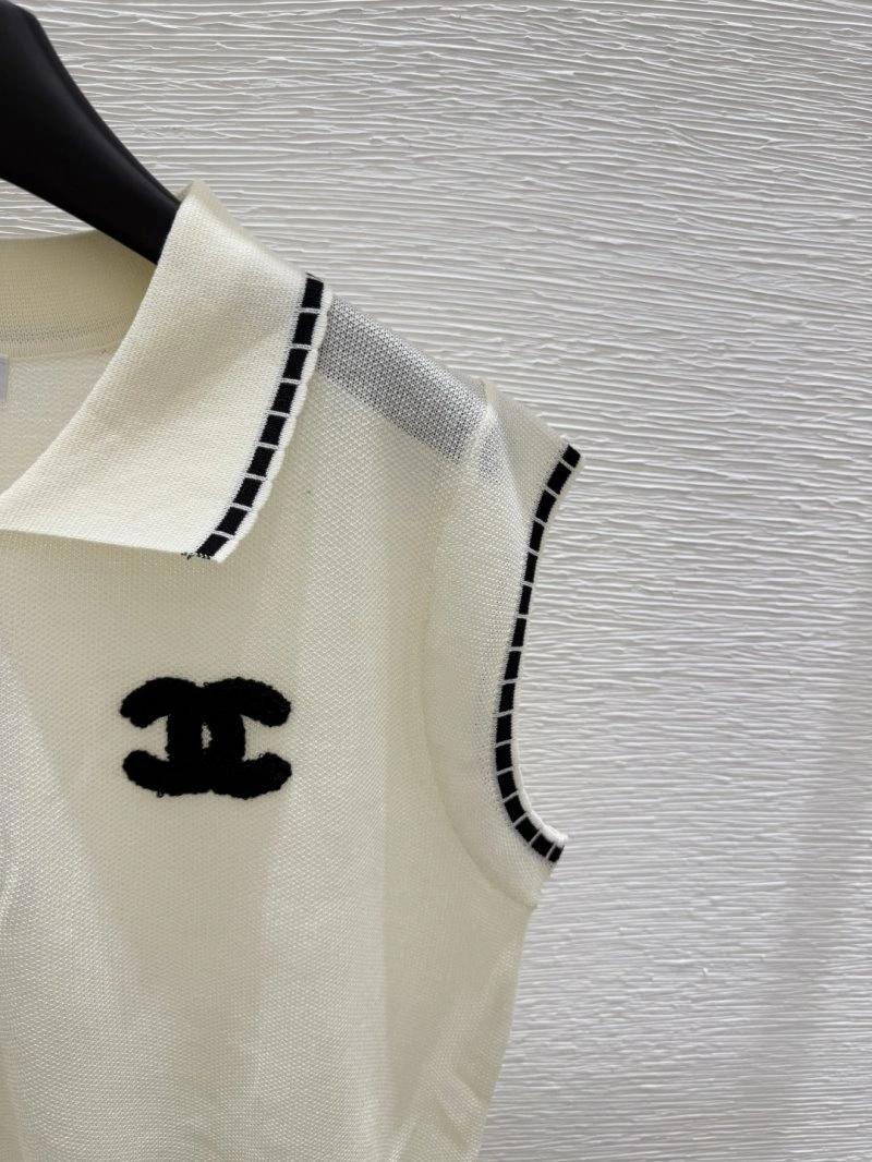 UrbanChic Hermes Vest 129187