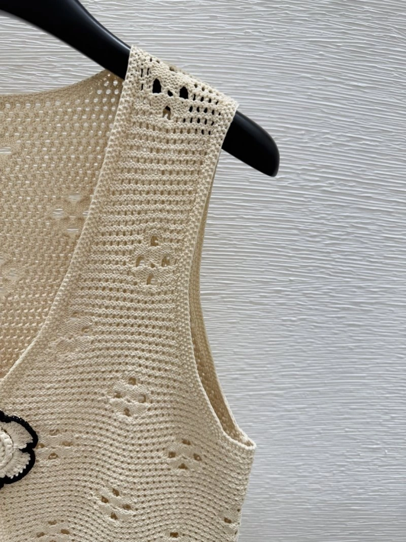 Contemporary Hermes Vest 129169