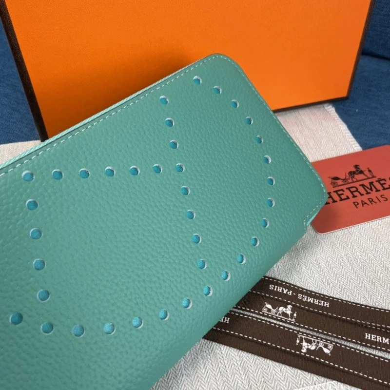 Hermes Wallets Purse MoistureWicking 89800