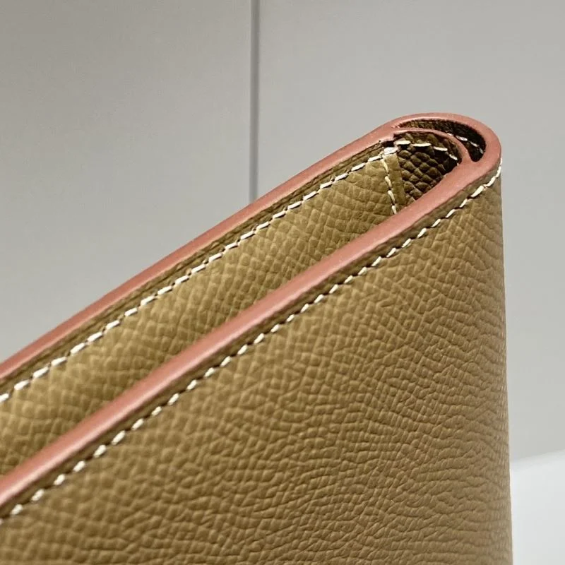 Hermes Wallets Purse Versatile 48544