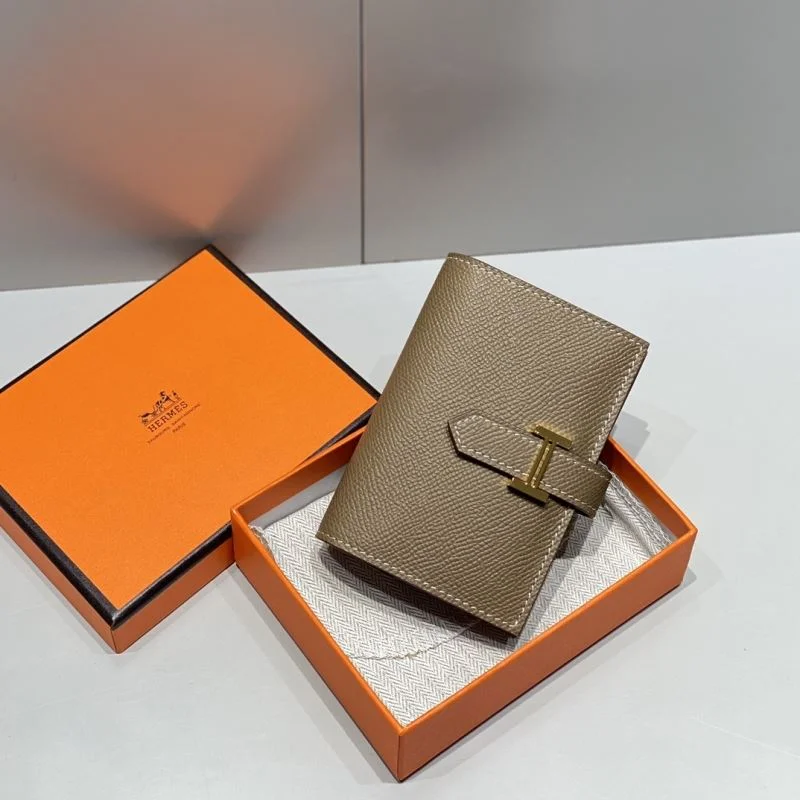 Hermes Wallets Purse Comfortable 48539