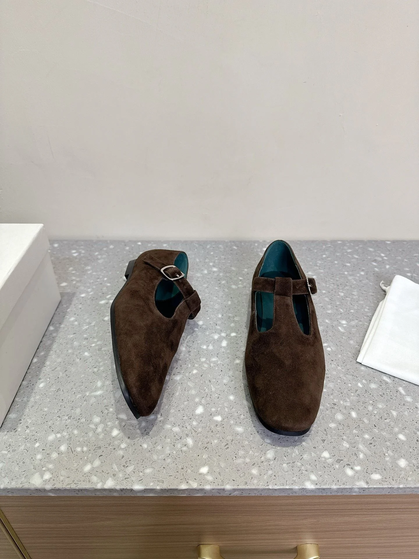 SportInspired Hidemi Shoes 8000