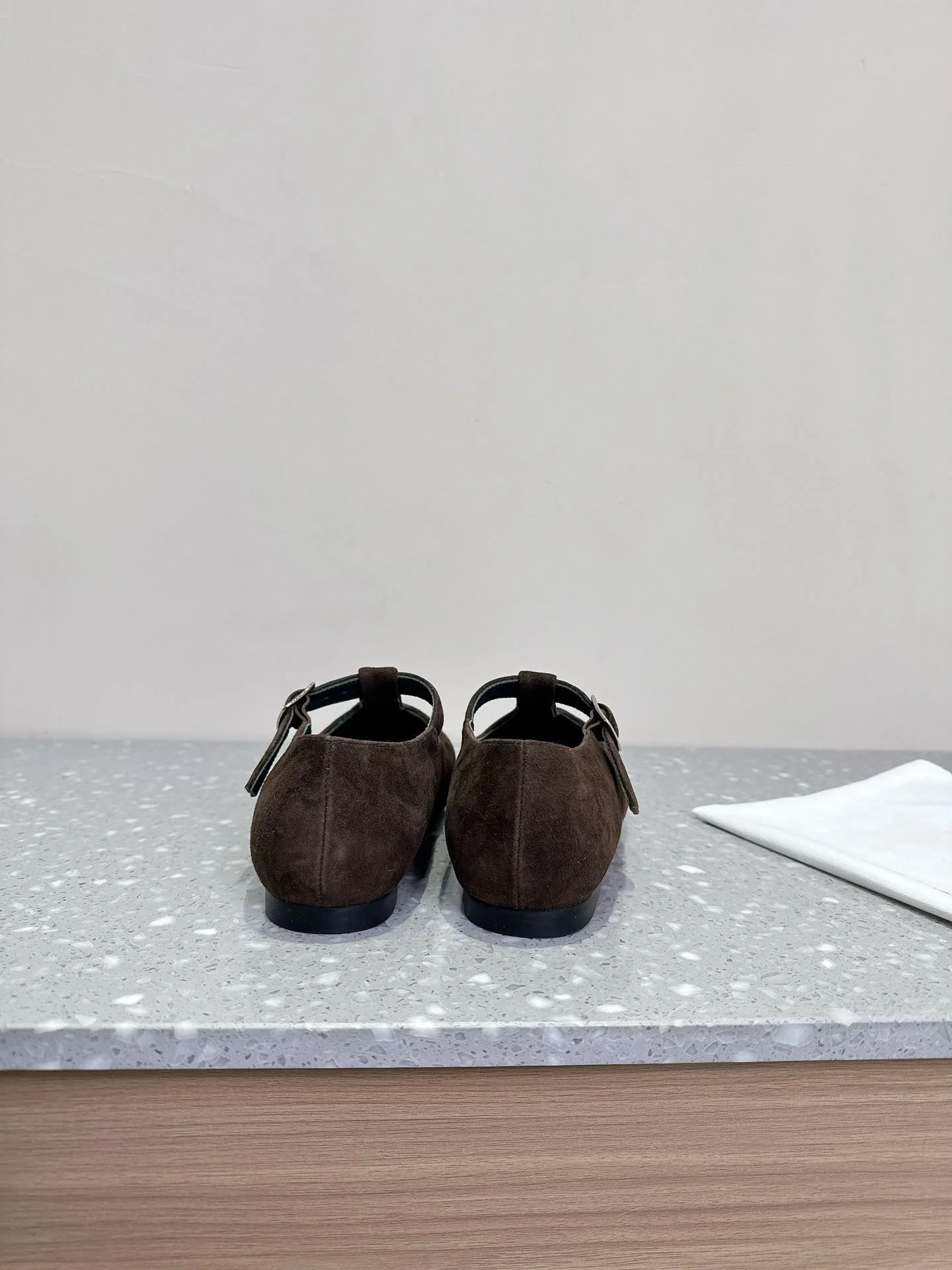 SportInspired Hidemi Shoes 8000