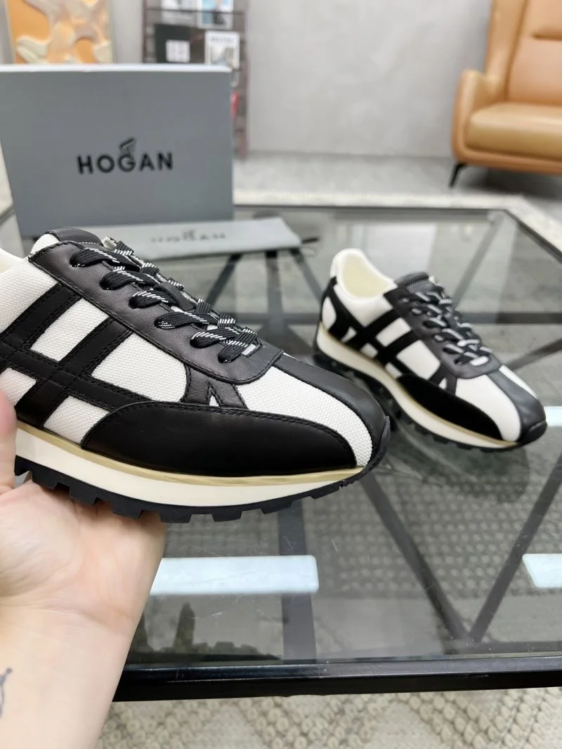 Compact Hogan Shoes 4427