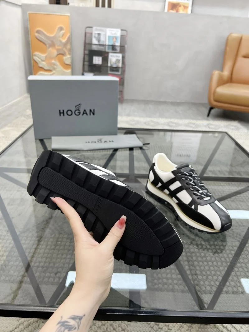 Compact Hogan Shoes 4427