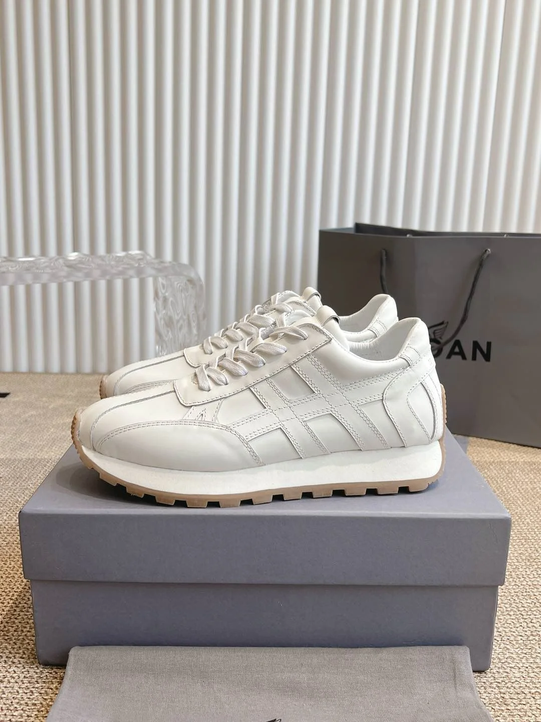 Hogan Shoes Durable 6435