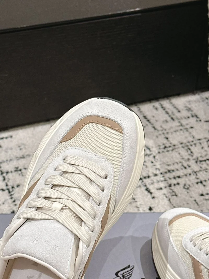 Sophisticated Hogan Shoes 6372