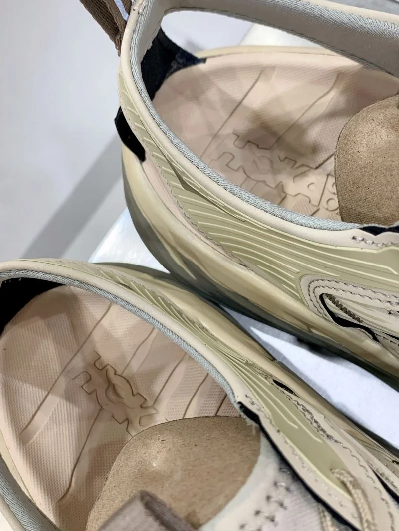 Refined Hoka Sandals 8056