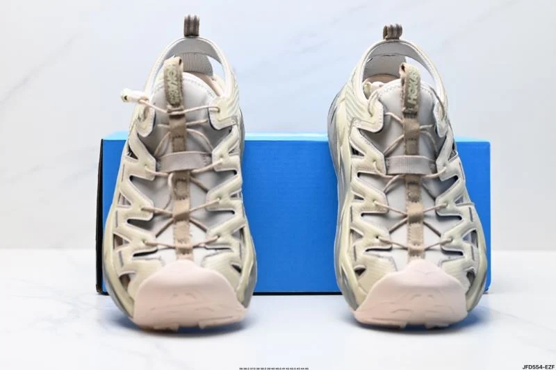 Sustainable Hoka Sandals 3500