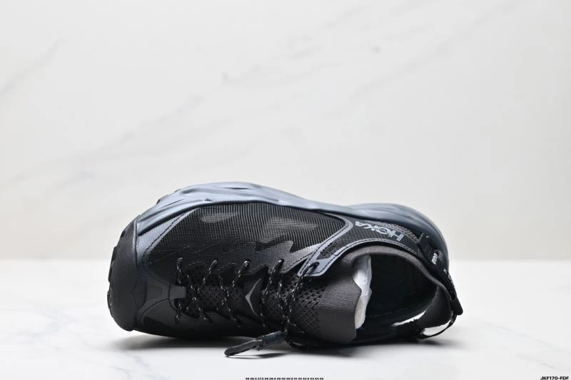 Hoka Sandals WrinkleFree 2438