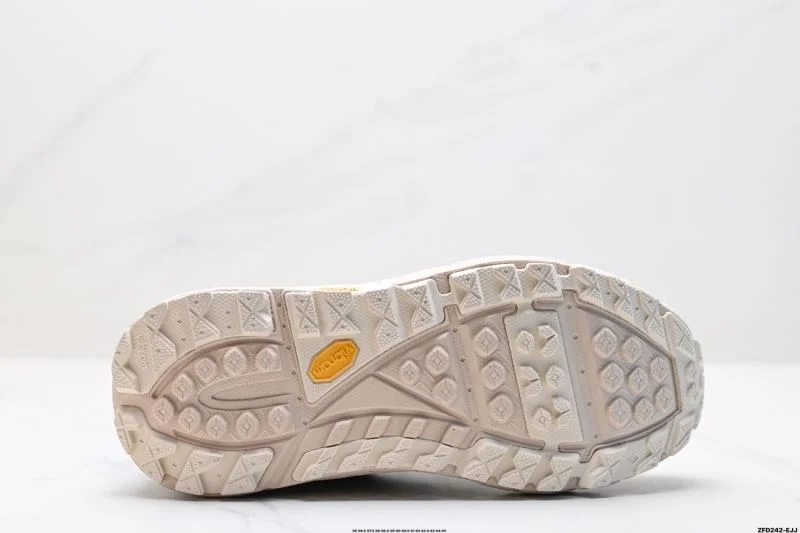 Hoka Shoes Reliable 3490