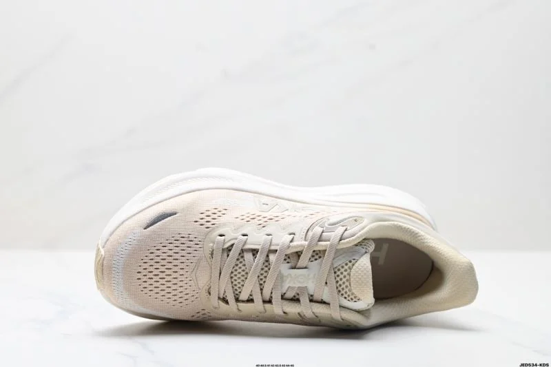 WellDesigned Hoka Shoes 3414