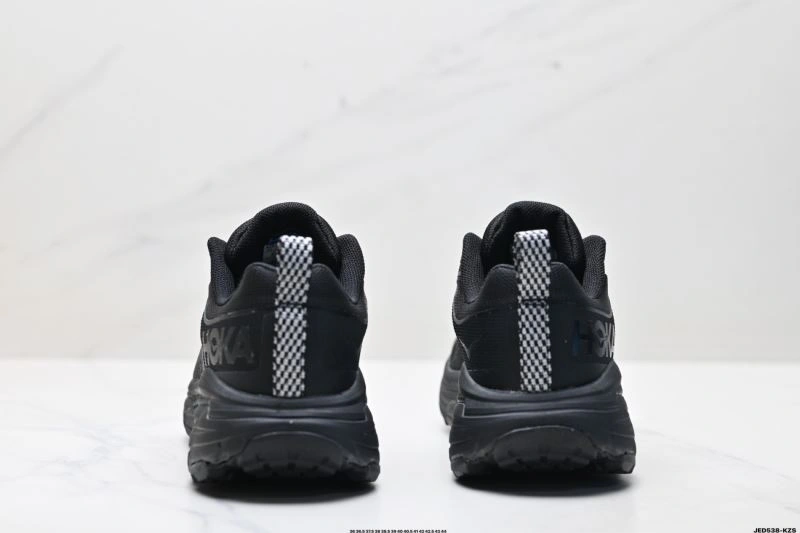 Minimalist Hoka Shoes 2402