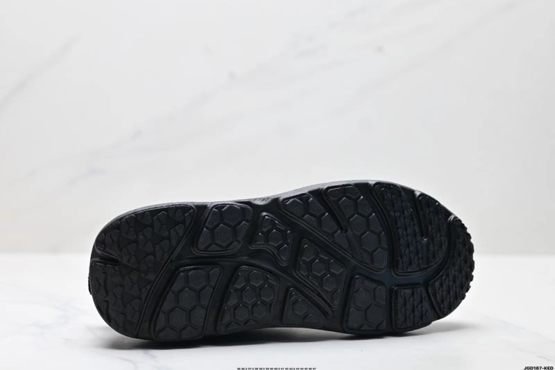Classic Hoka Shoes 2393