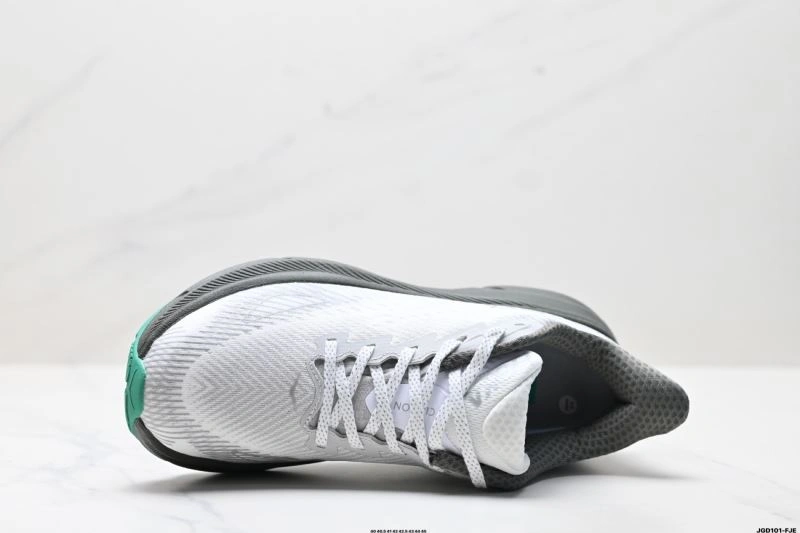 Hoka Shoes NewStyle 2400