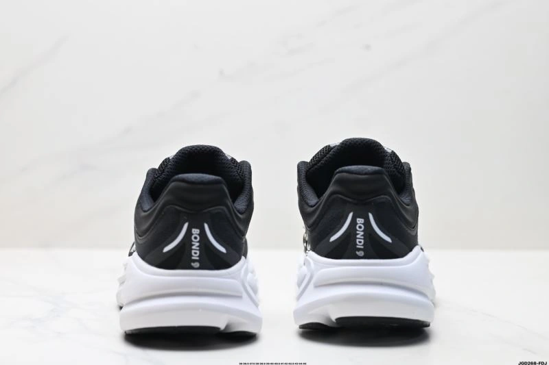 Neat Hoka Shoes 2365