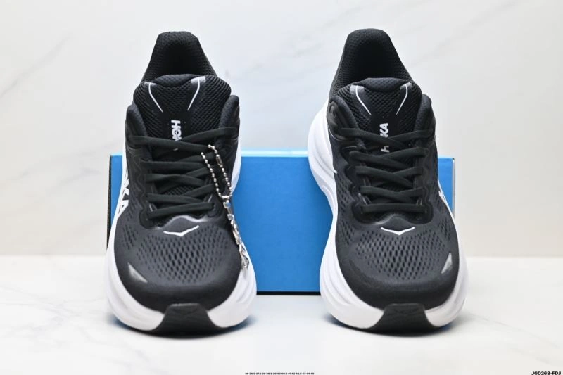 Neat Hoka Shoes 2365