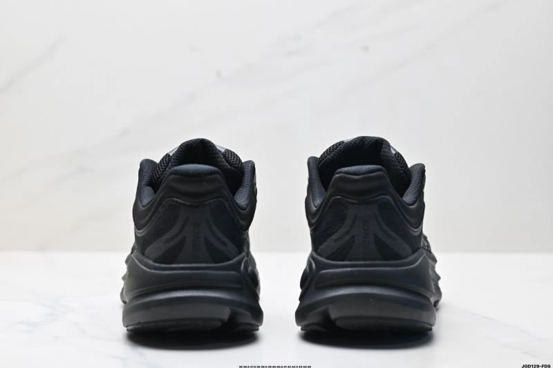 Hoka Shoes Versatile 2349
