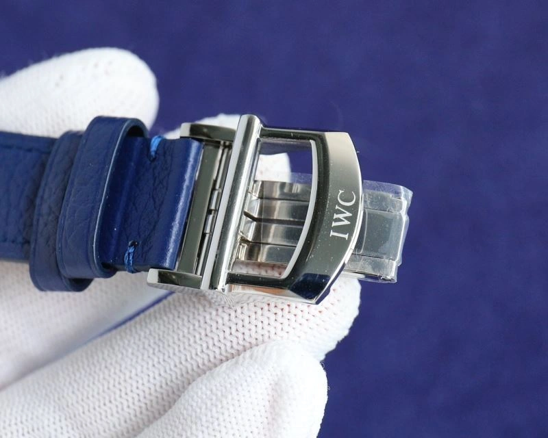 IWC Watches Lightweight 185626