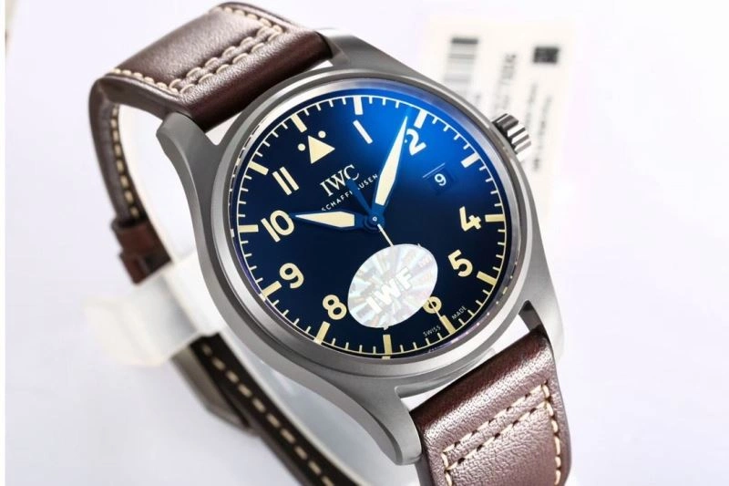 Bold IWC Watches 185520