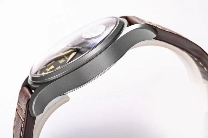 Bold IWC Watches 185520