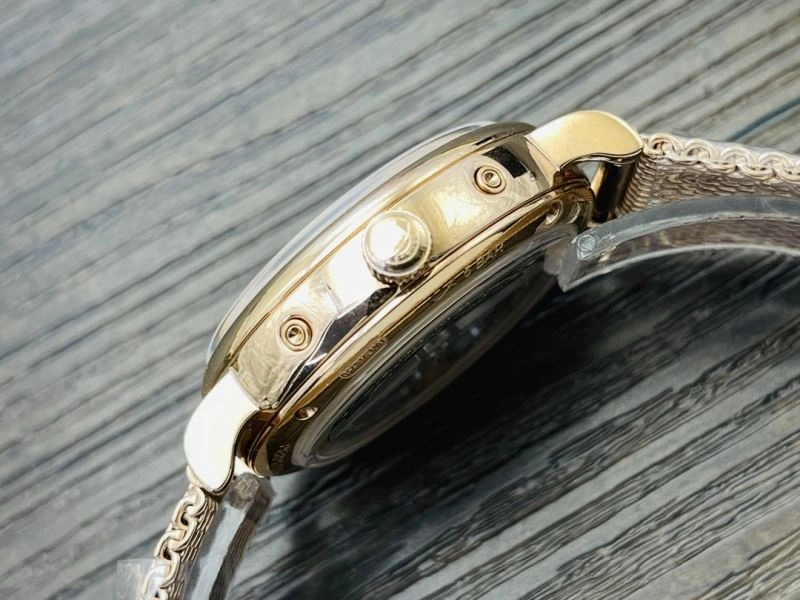 IWC Watches Compact 185385