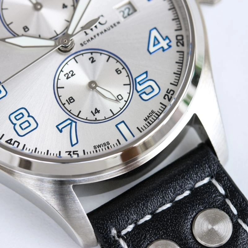 Vibrant IWC Watches 185340