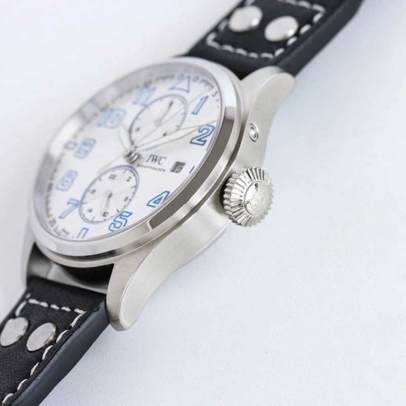 Vibrant IWC Watches 185340