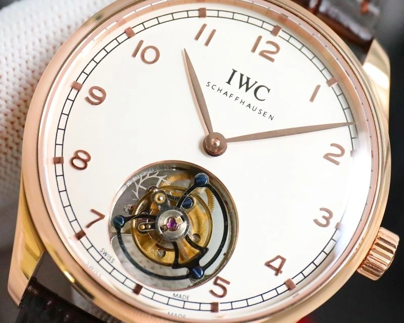 Bold IWC Watches 185216