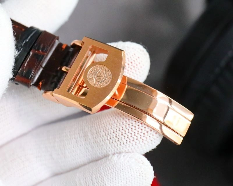Bold IWC Watches 185216