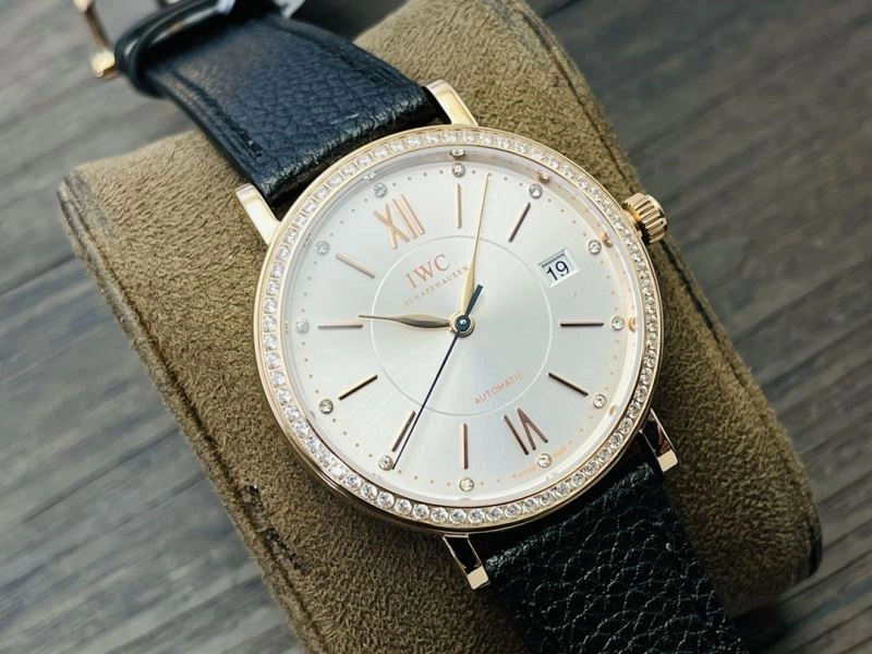 IWC Watches ZipUp 185154