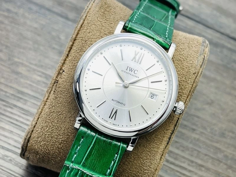 IWC Watches WellDesigned 185156