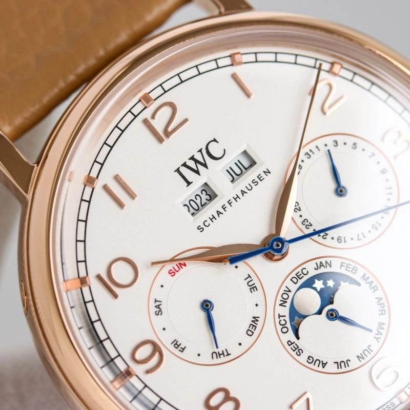 EyeCatching IWC Watches 185090