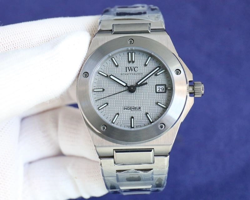 Contemporary IWC Watches 185035