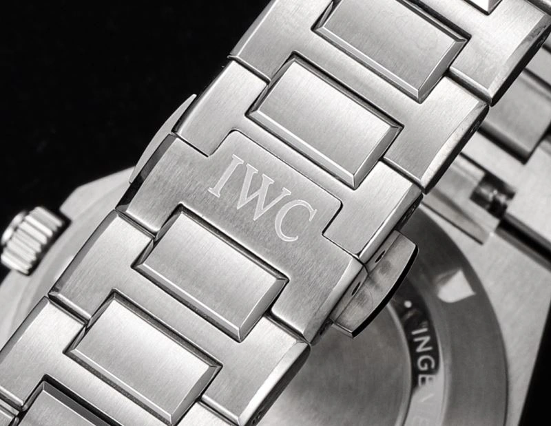 IWC Watches Resilient 185008