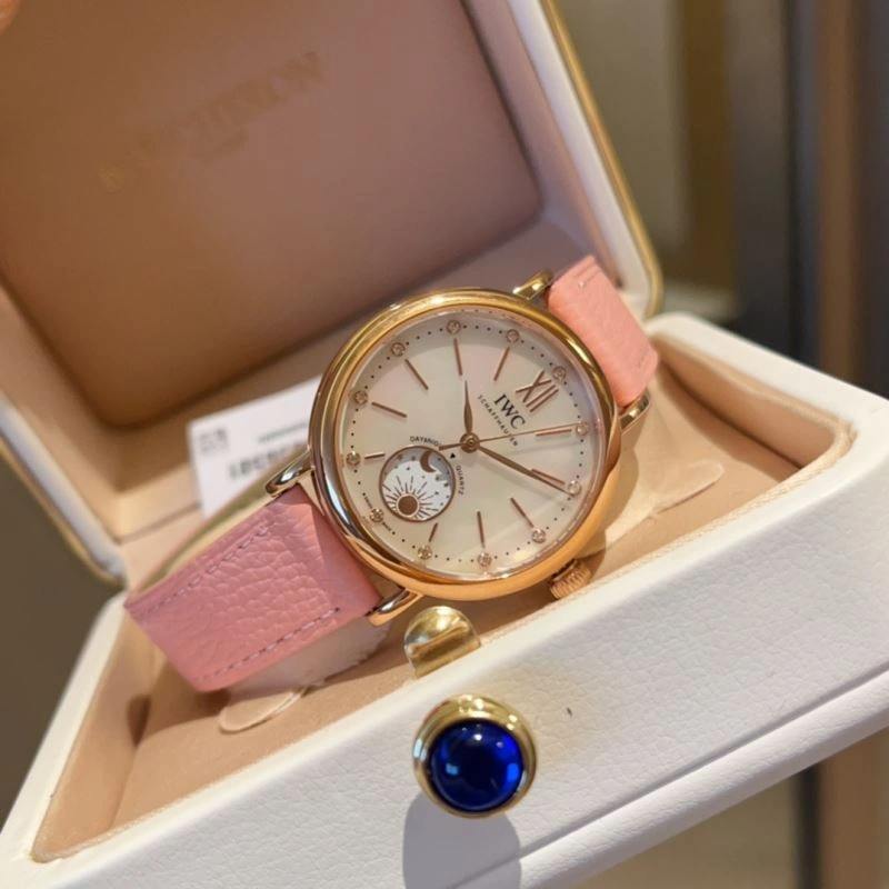 Snug IWC Watches 184812