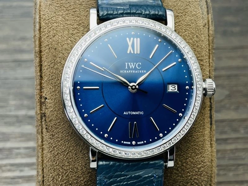 Vibrant IWC Watches 184645