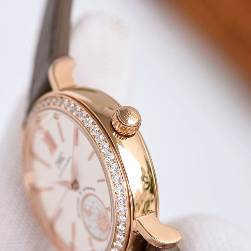 Sleek IWC Watches 184987