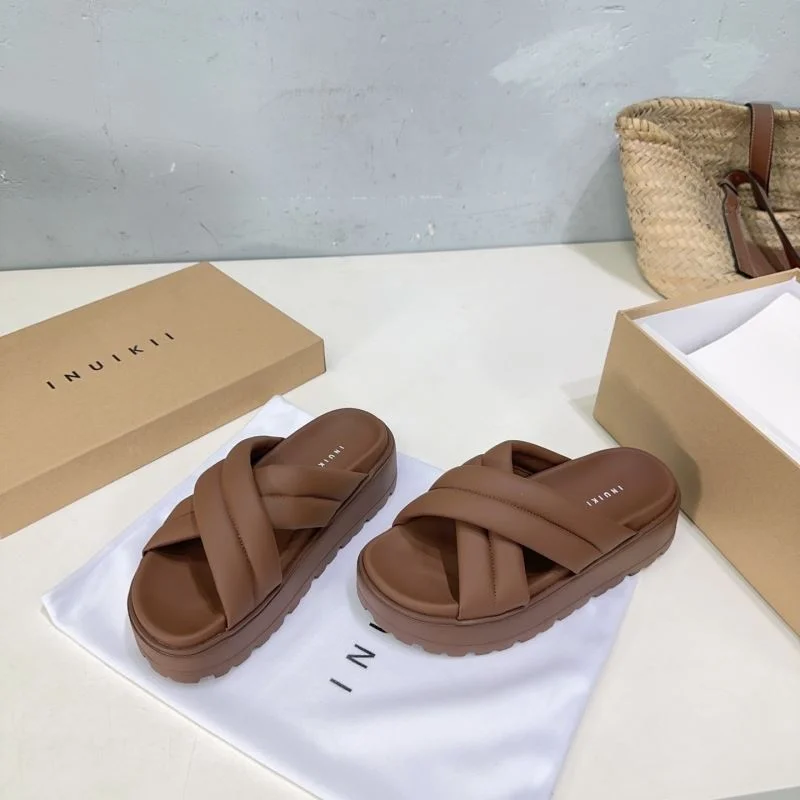 WellDesigned Inuikii Sandals 12278