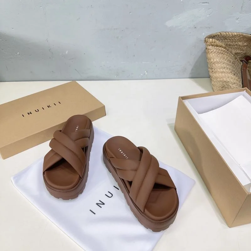 WellDesigned Inuikii Sandals 12278