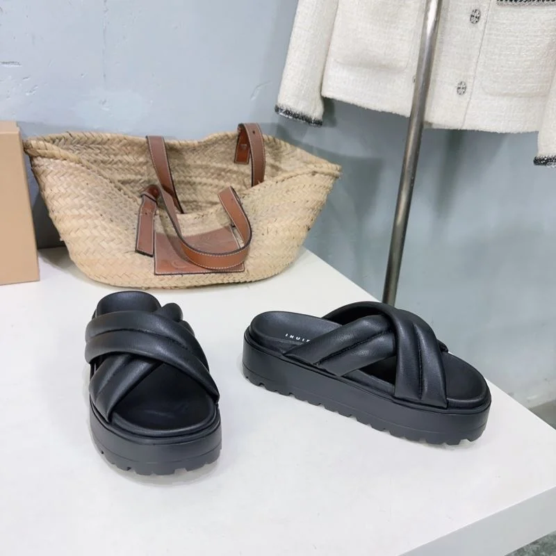 EyeCatching Inuikii Sandals 12276