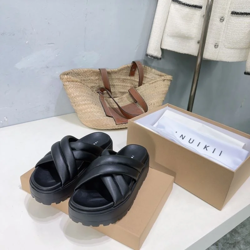 EyeCatching Inuikii Sandals 12276