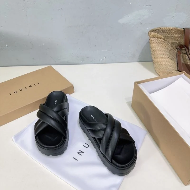 EyeCatching Inuikii Sandals 12276