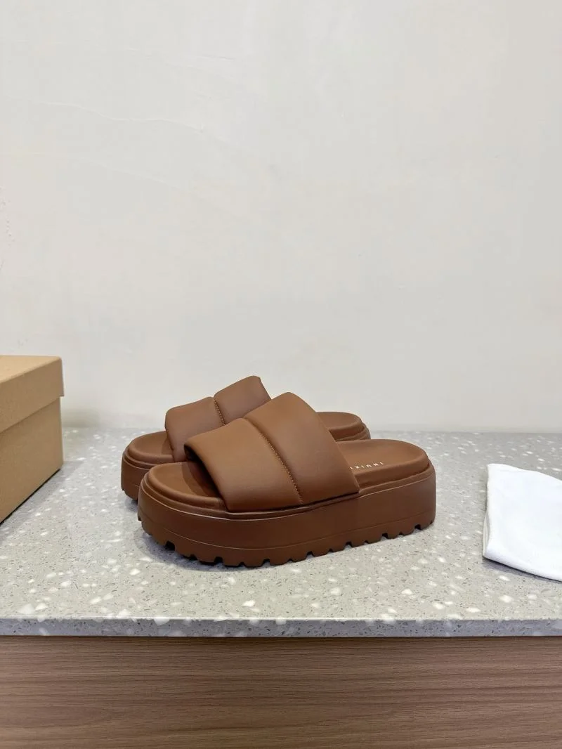 Functional Inuikii Sandals 9954