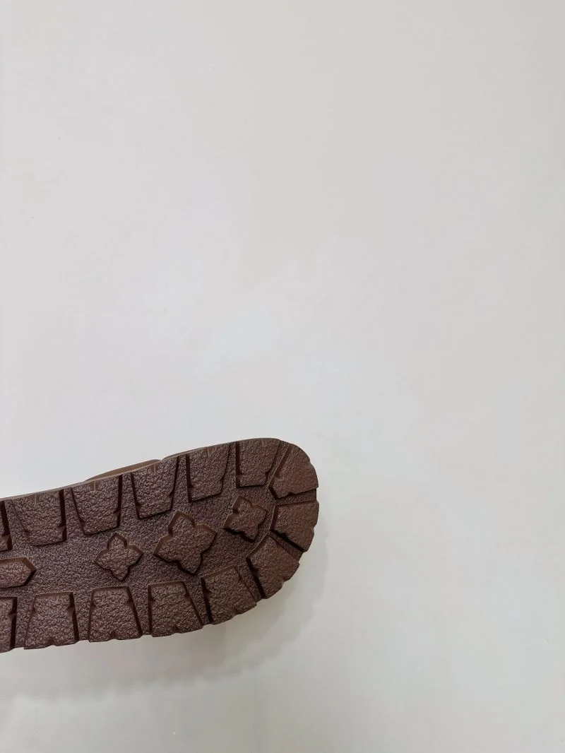 Functional Inuikii Sandals 9954