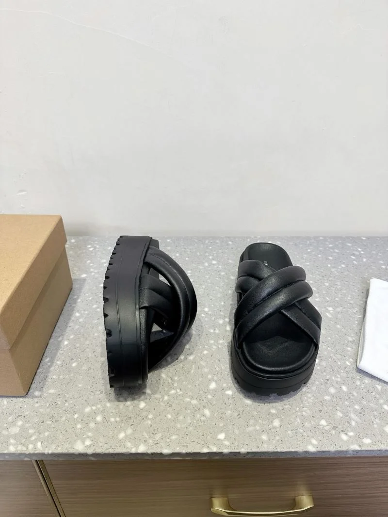 Breathable Inuikii Sandals 9931